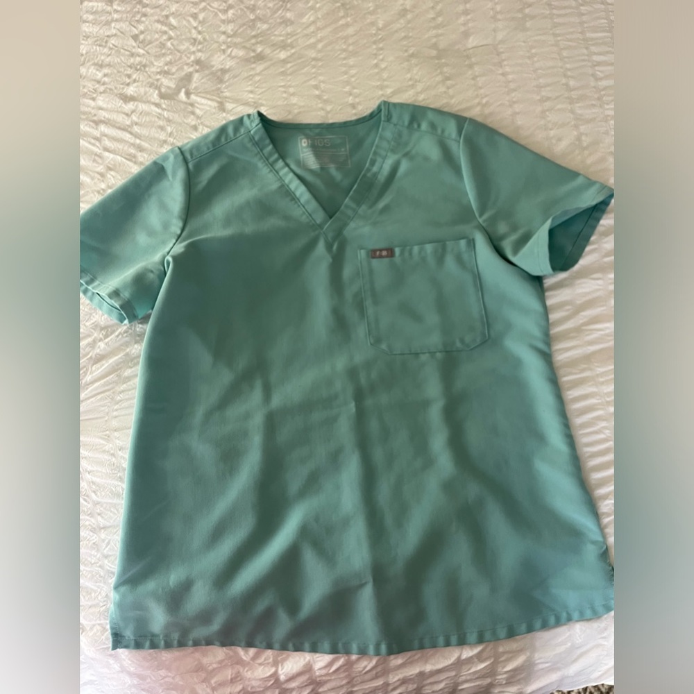 Catarina One Pocket Scrub Top by Figs